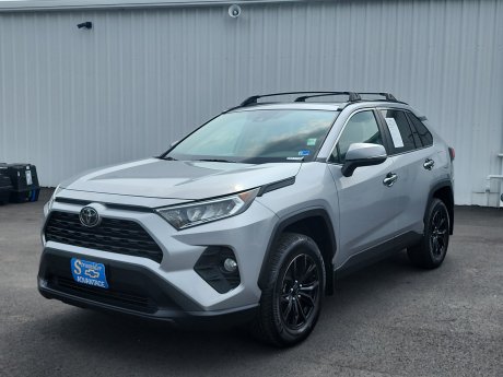 2020 Toyota RAV4 XLE 