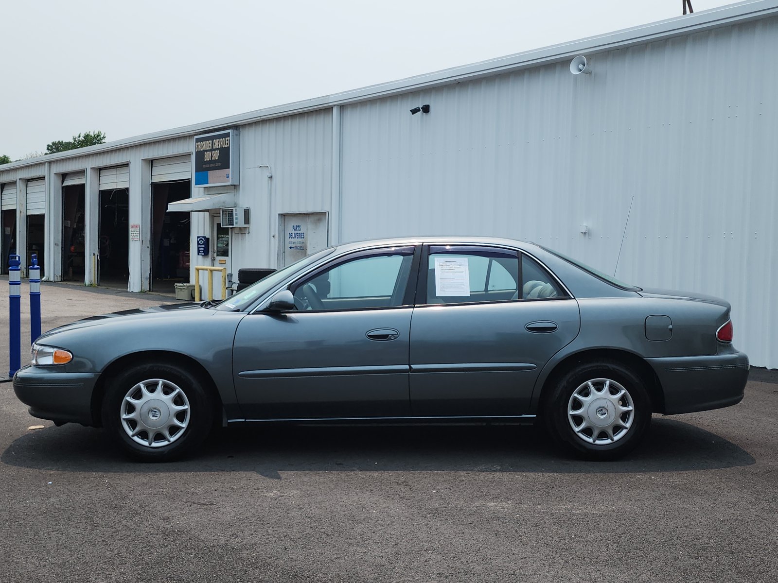 Used 2004 Buick Century Base with VIN 2G4WS52J841314458 for sale in Hopewell, VA