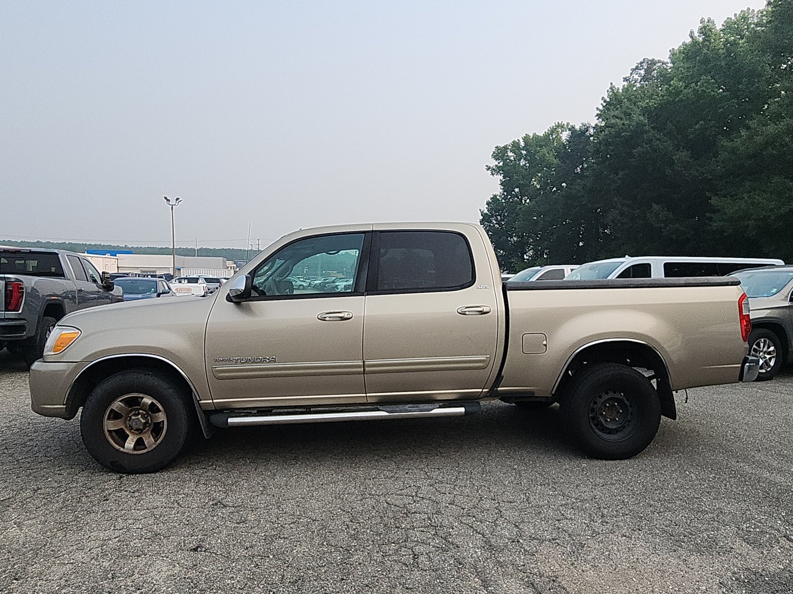 Used 2006 Toyota Tundra SR5 with VIN 5TBET34156S555719 for sale in Hopewell, VA