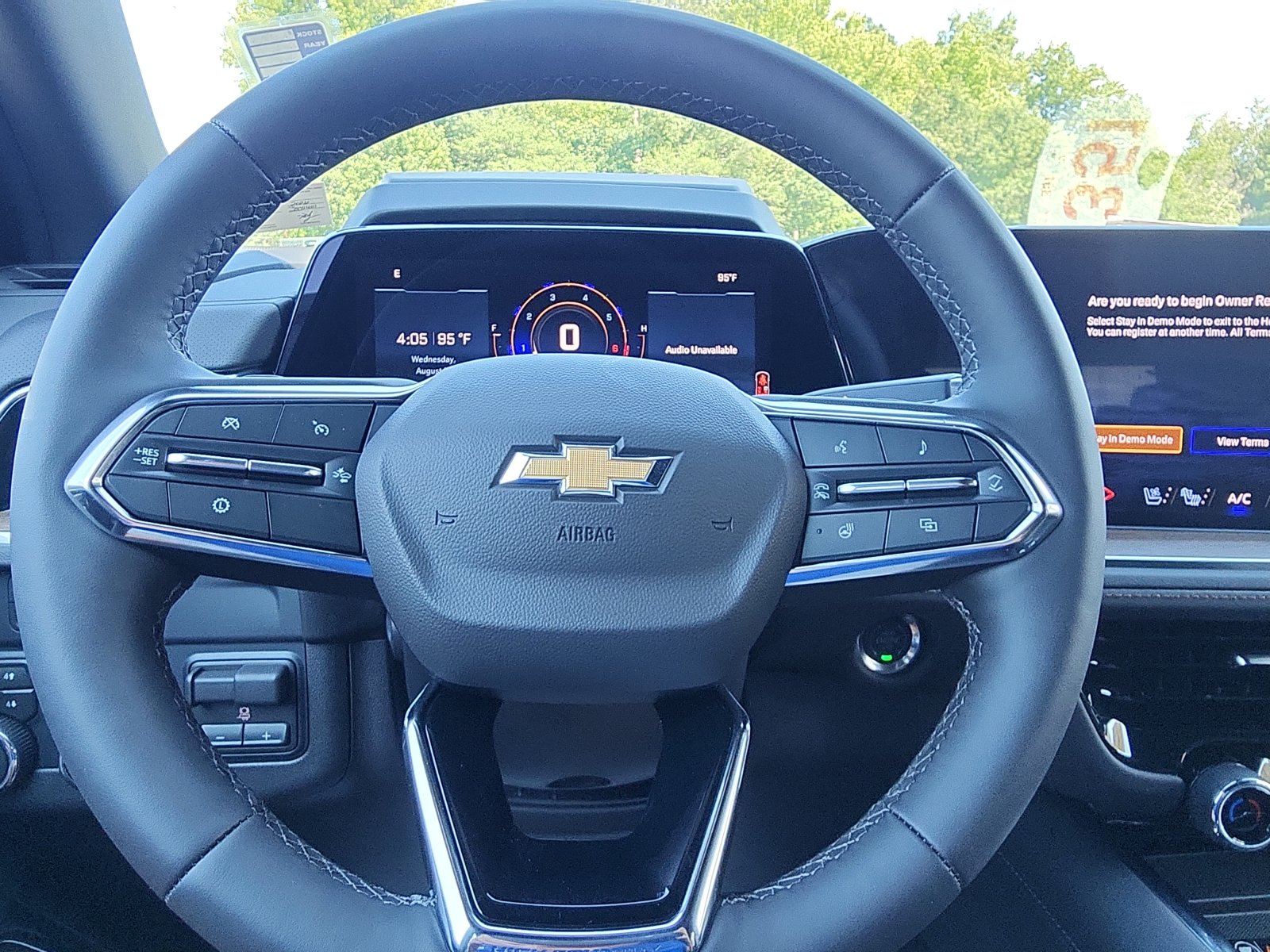 2026 Chevrolet Suburban High Country - Photo 15