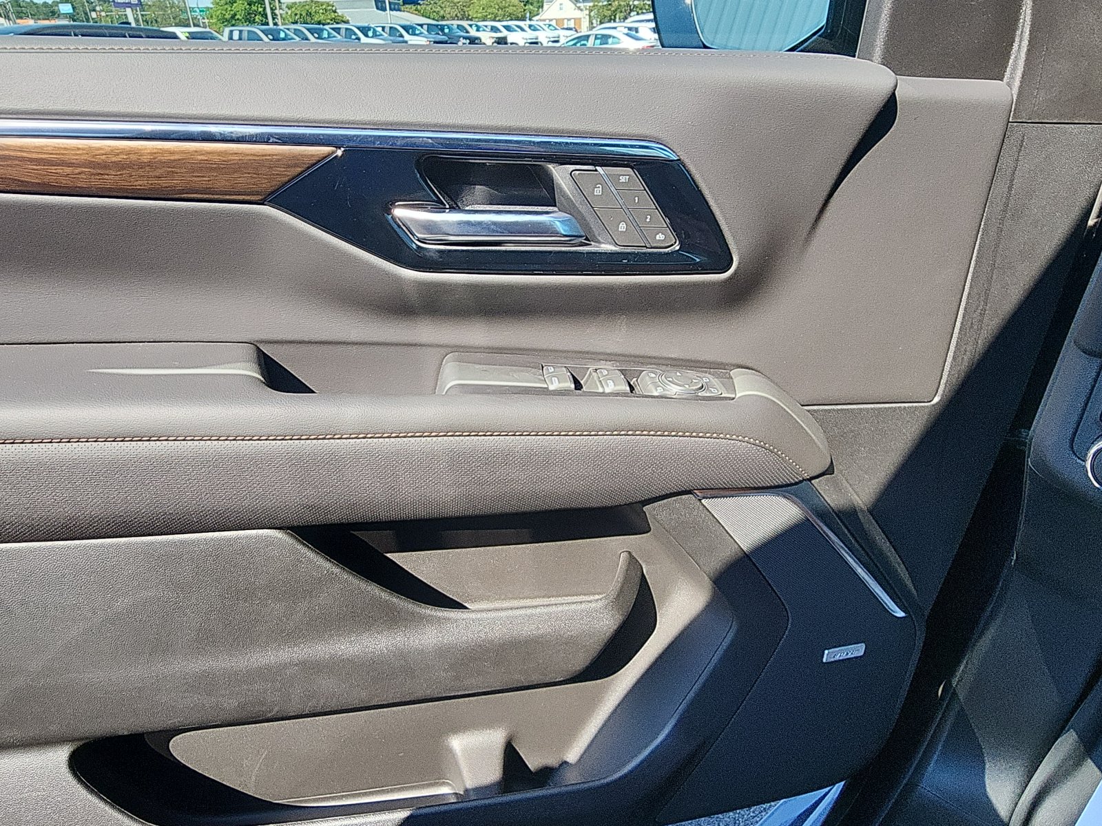 2026 Chevrolet Suburban High Country - Photo 18