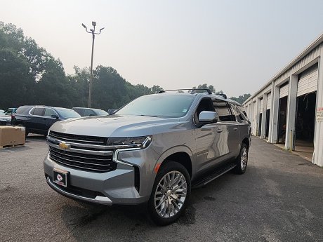 2024 Chevrolet Suburban LT 