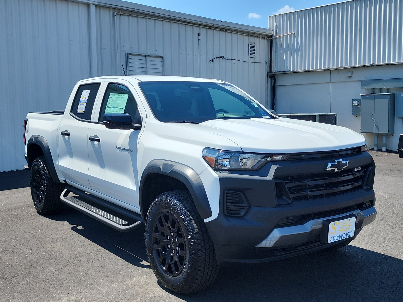 2026 Chevrolet Colorado Trail Boss - Photo 7