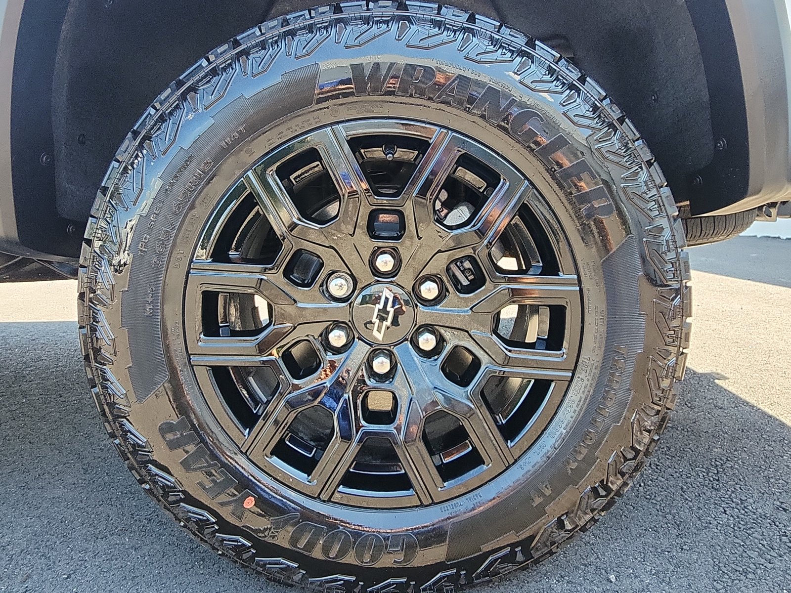 2026 Chevrolet Colorado Trail Boss - Photo 9