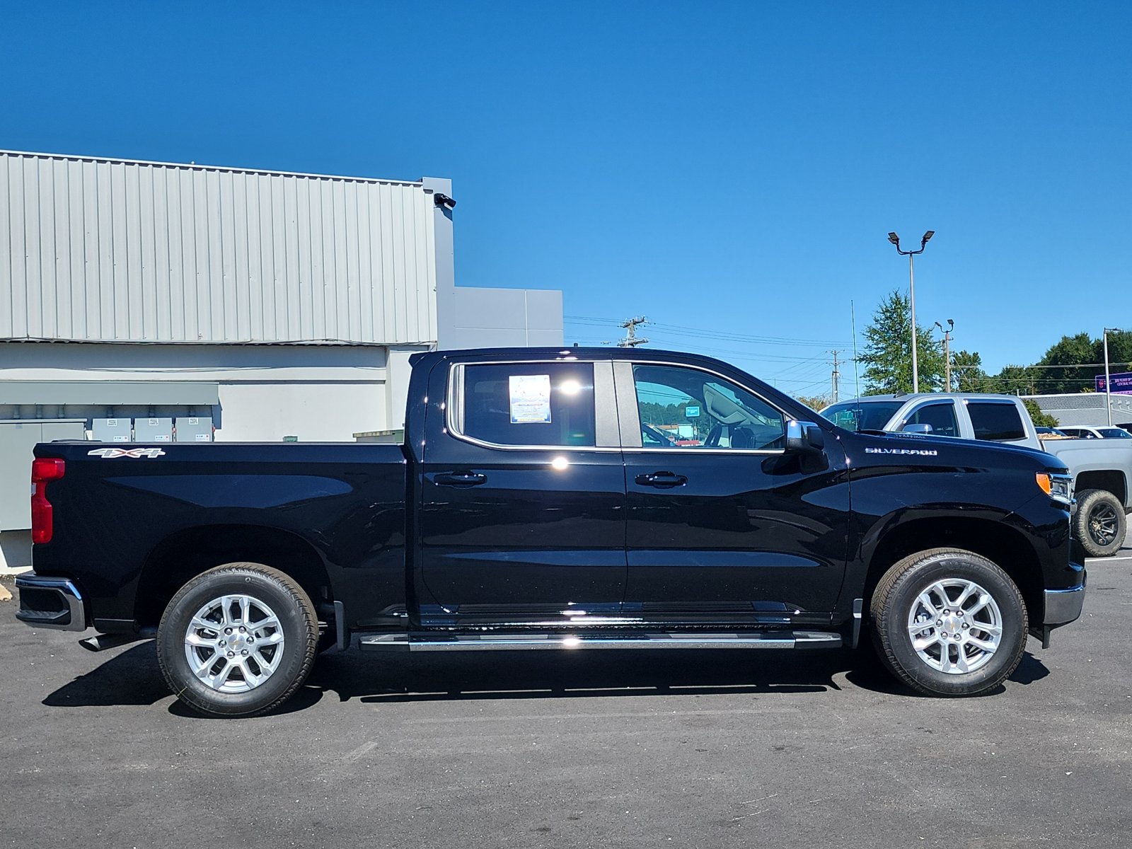 2026 Chevrolet Silverado 1500 LT - Photo 6