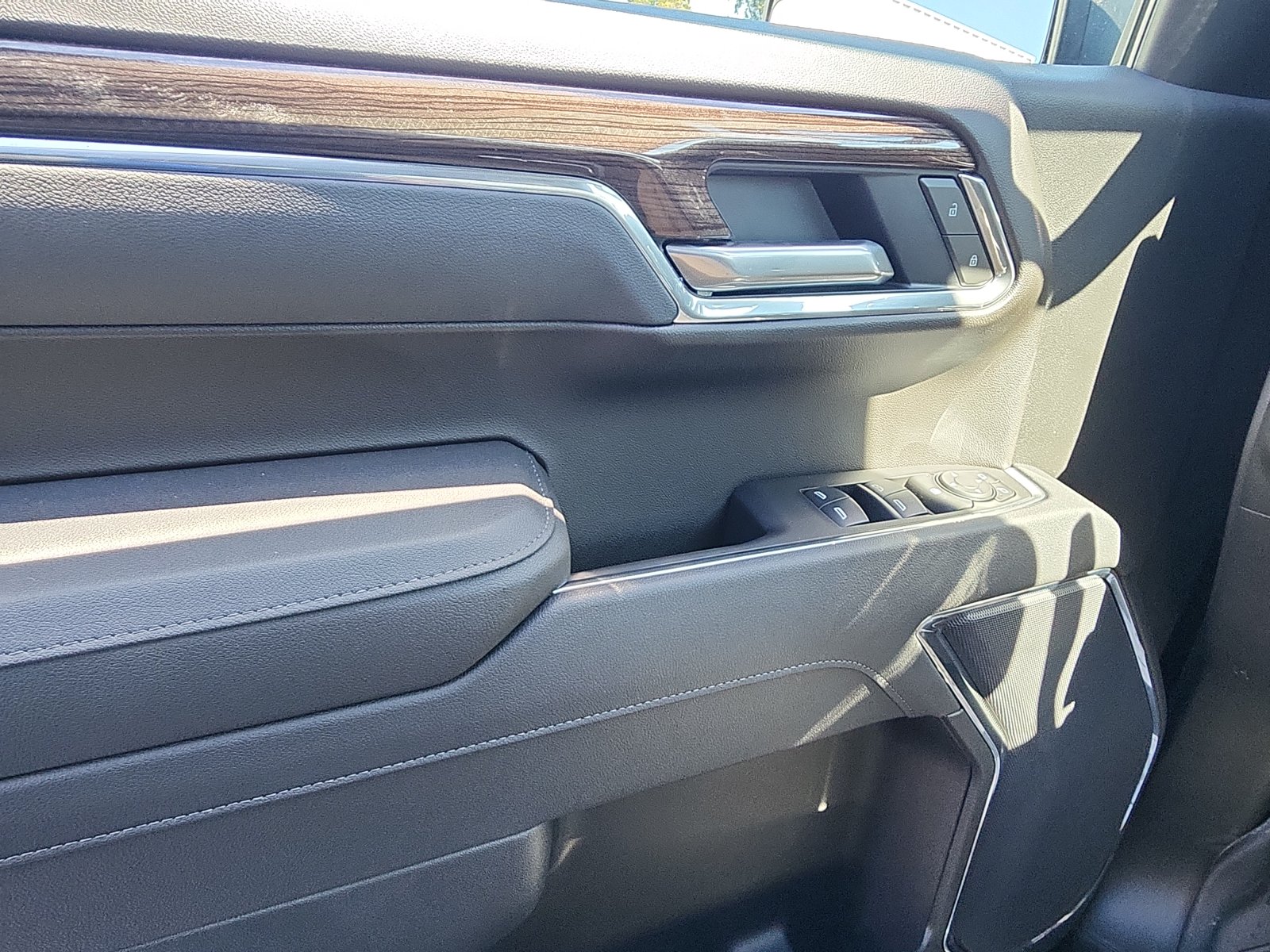 2026 Chevrolet Silverado 1500 LT - Photo 18