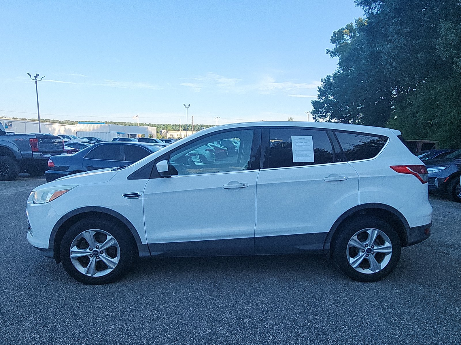 Used 2013 Ford Escape SE with VIN 1FMCU0G92DUA74424 for sale in Hopewell, VA