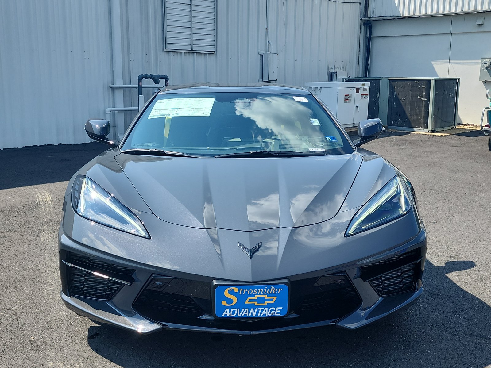 2027 Chevrolet Corvette 2LT - Photo 8