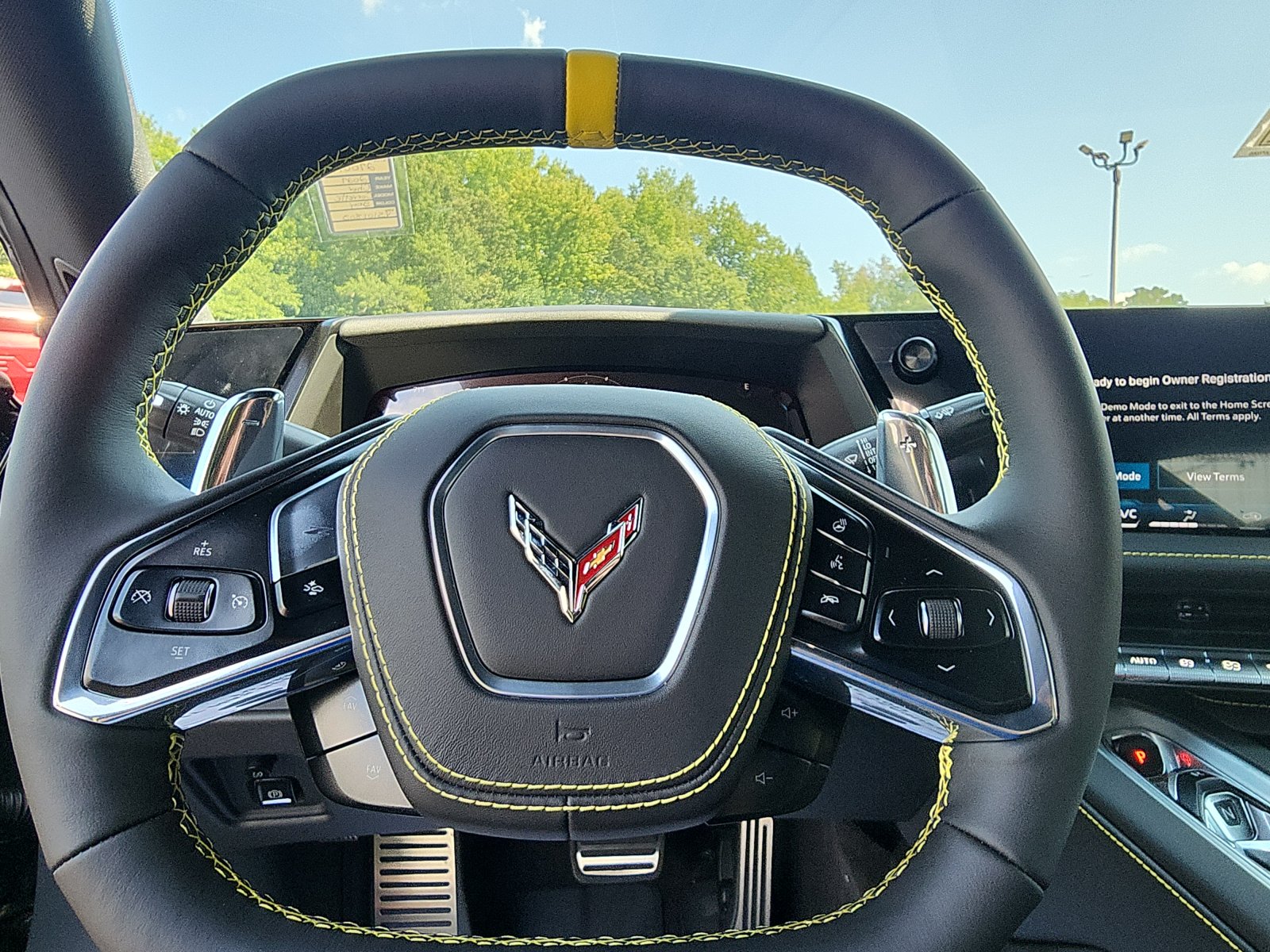 2027 Chevrolet Corvette 2LT - Photo 15