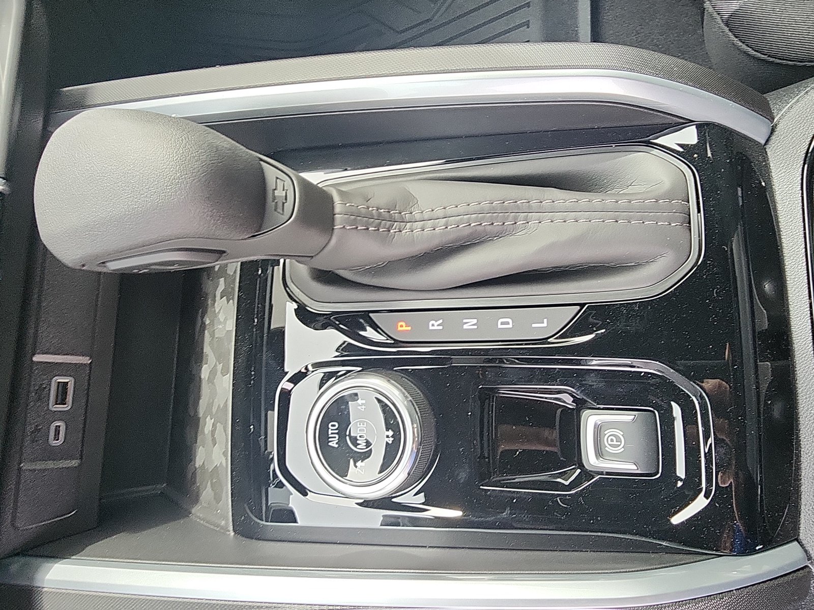 2026 Chevrolet Colorado Trail Boss - Photo 19
