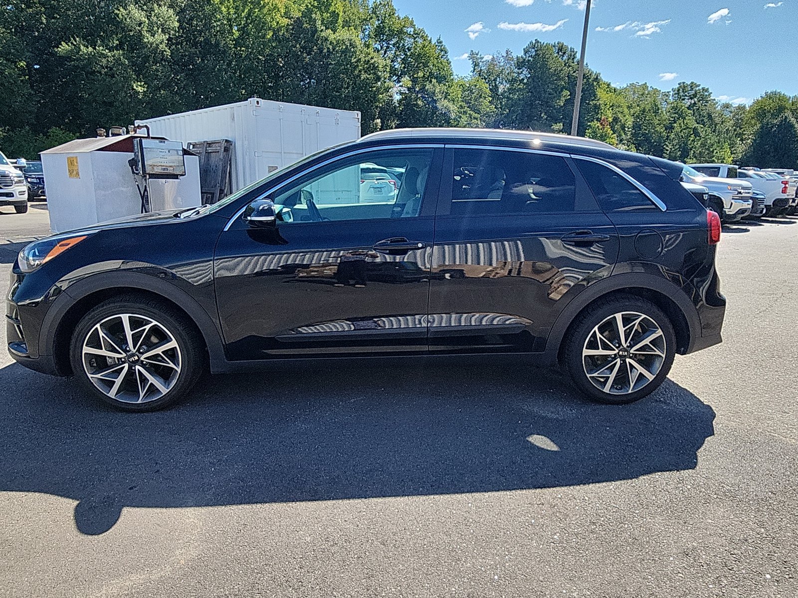 Used 2021 Kia Niro Touring with VIN KNDCC3LC7M5486763 for sale in Hopewell, VA