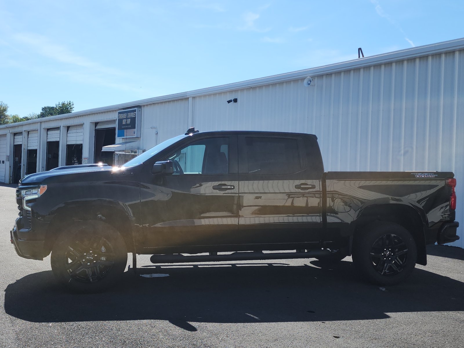 2026 Chevrolet Silverado 1500 LT Trail Boss - Photo 2