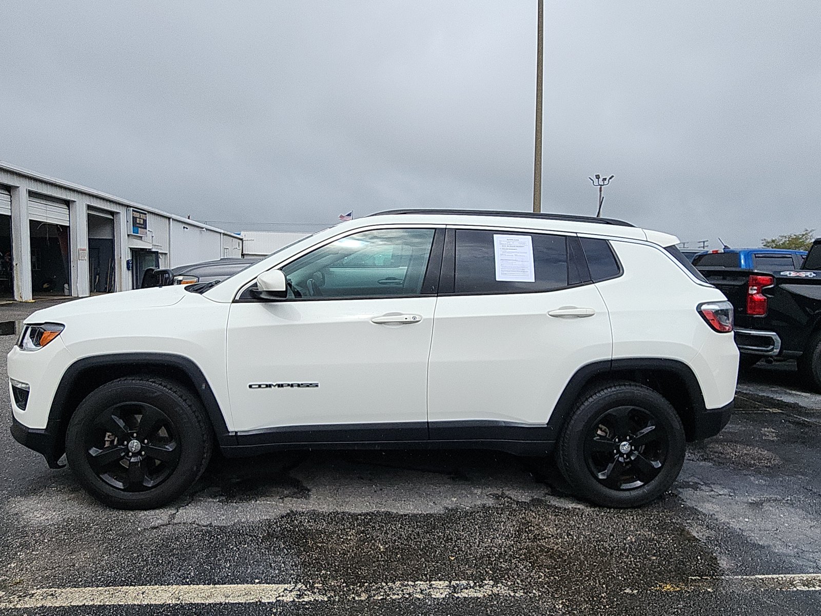 Used 2019 Jeep Compass Latitude with VIN 3C4NJDBB4KT806633 for sale in Hopewell, VA