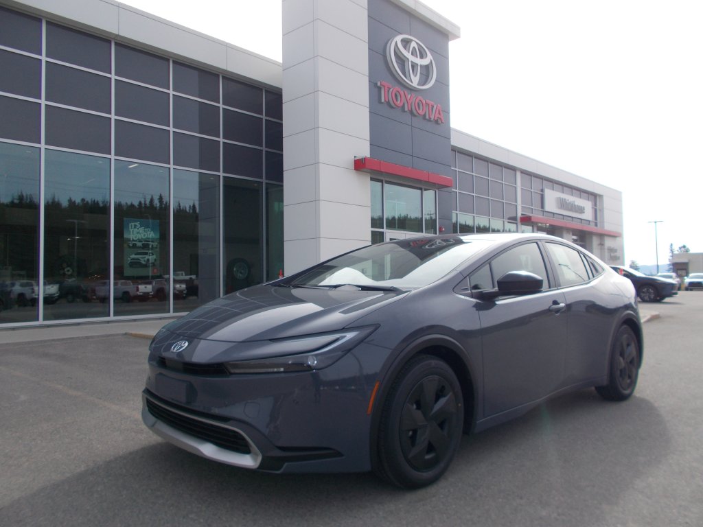 2026 Toyota Prius Plug-In Hybrid SE (9905) Main Image