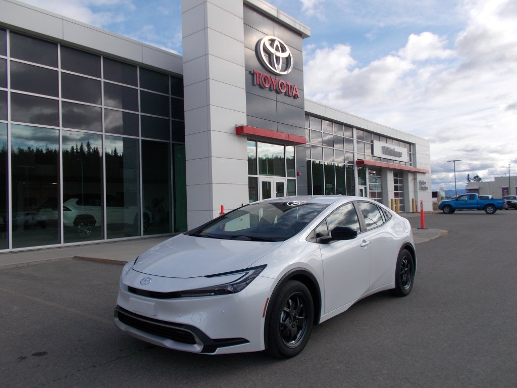 2026 Toyota Prius Plug-In Hybrid SE (9929) Main Image